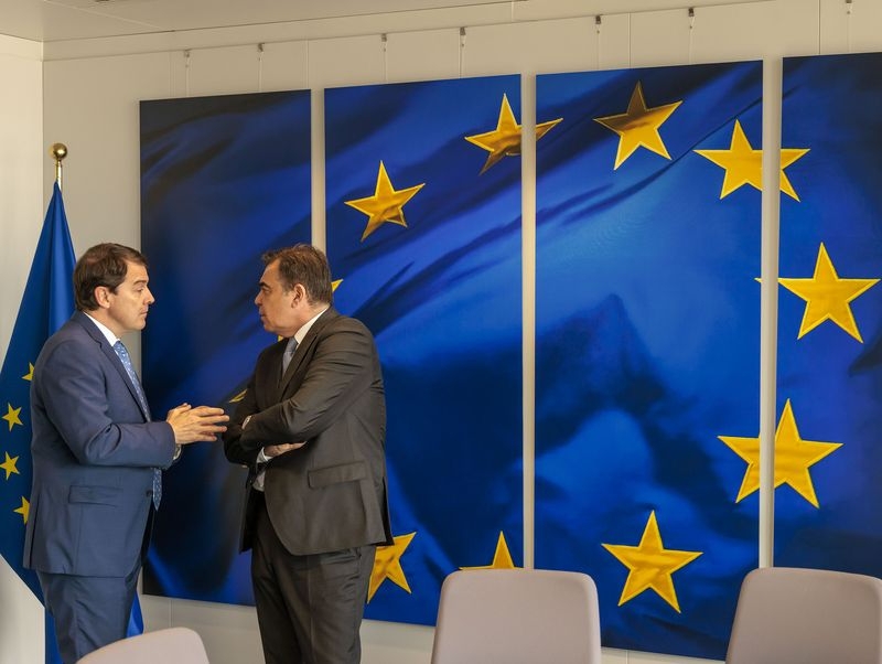 Mañueco pide en Bruselas que los Fondos Europeos lleguen a los territorios que más lo necesitan