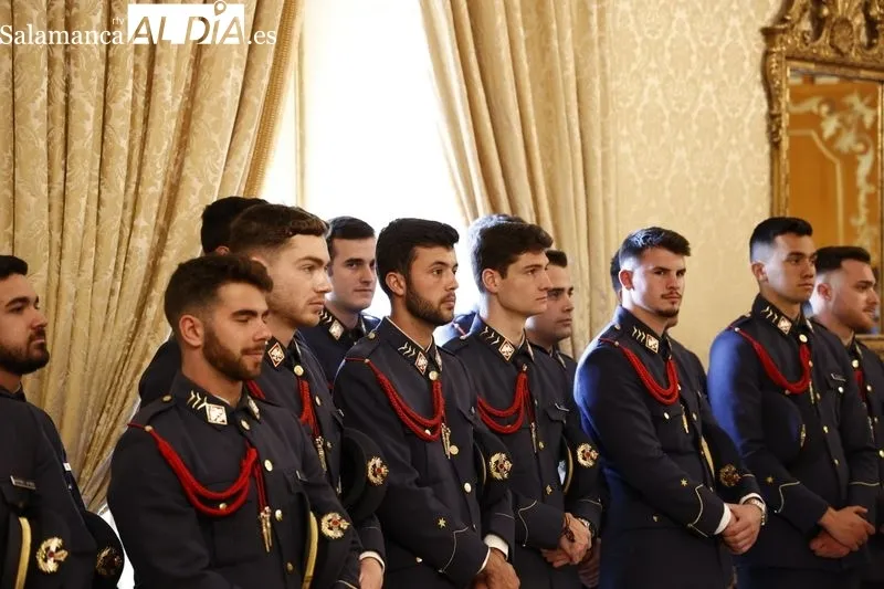 Acto de reconocimiento como Huéspedes Distinguidos de Salamanca a miembros de la Academia del Aire. Foto de David Sañudo