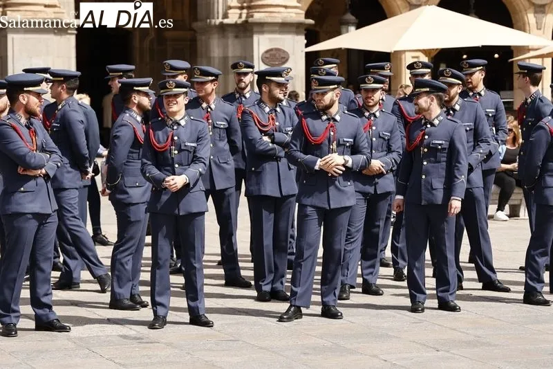 Acto de reconocimiento como Huéspedes Distinguidos de Salamanca a miembros de la Academia del Aire. Foto de David Sañudo