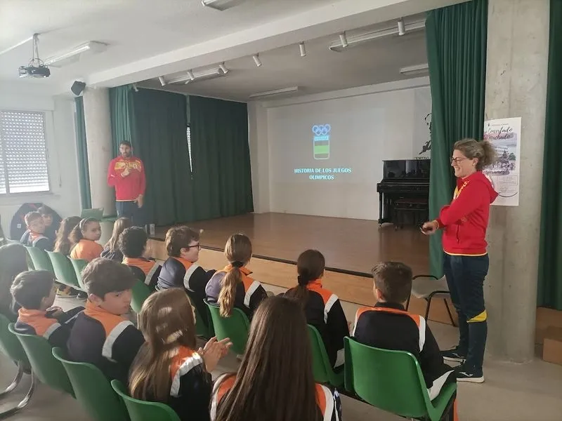 Foto 3 -  El Colegio Antonio Machado participa en la campa&ntilde;a &lsquo;Todos Ol&iacute;mpicos&rsquo;