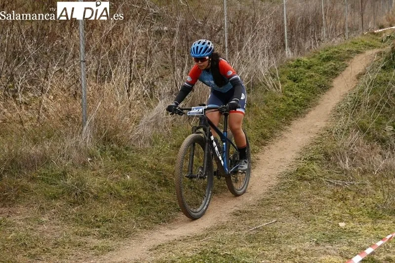 Foto 13 - M&aacute;s de 200 participantes se dan cita en el Campeonato de Castilla y Le&oacute;n de BTT de la Escuela de Ciclismo Salmantina