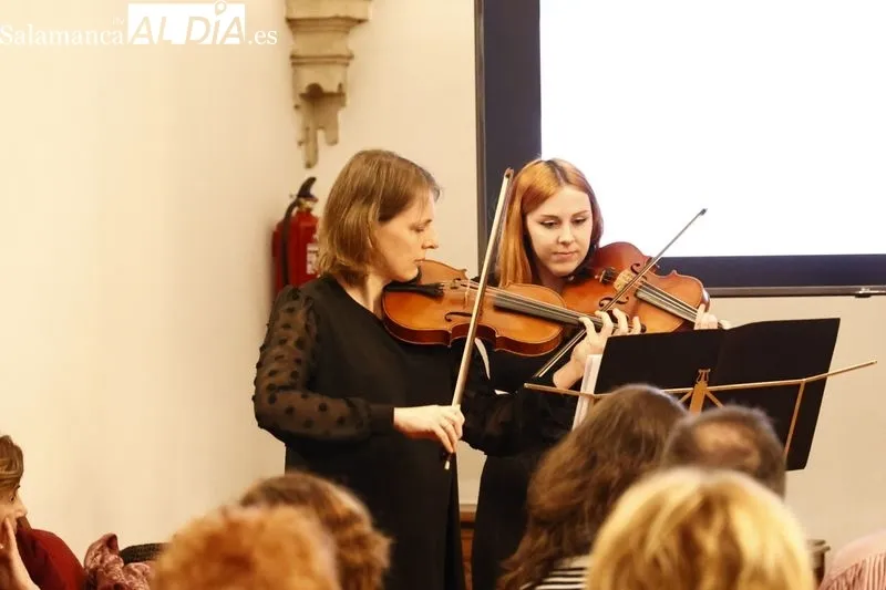 Foto 11 - Lectura musicalizada de las cartas que las mujeres enviaban a Unamuno