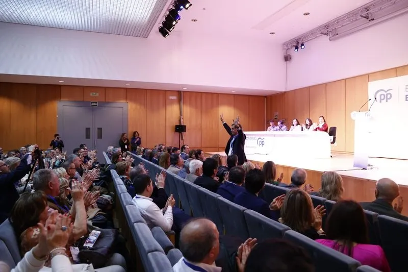 Foto 13 - Carlos Garc&iacute;a Carbayo habla alto y claro: "En pocas palabras, si soy presidente, aqu&iacute; mando yo"