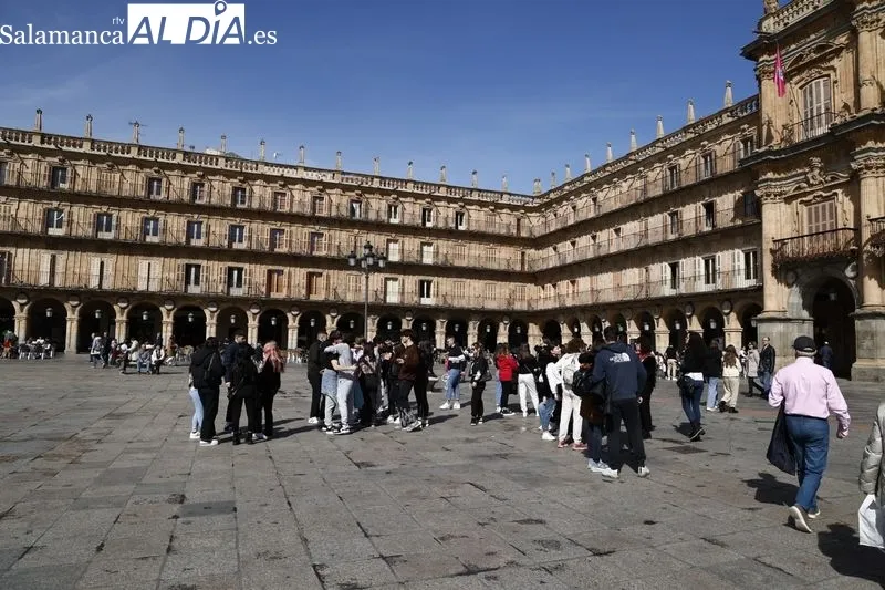 Foto 15 - El buen tiempo en Salamanca llena de ambiente el centro de la ciudad