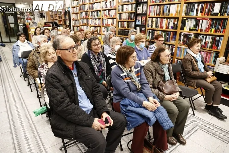 Foto 7 - Presentaci&oacute;n del libro 'Revuelta de las Mujeres en la Iglesia. Alzamos la voz'