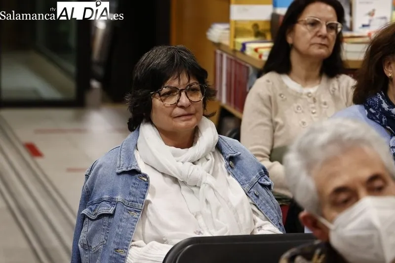 Foto 5 - Presentaci&oacute;n del libro 'Revuelta de las Mujeres en la Iglesia. Alzamos la voz'