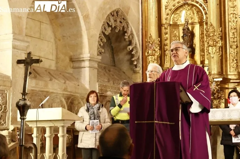 Foto 5 - Un a&ntilde;o m&aacute;s se celebra el tradicional Viacrucis del Conductor