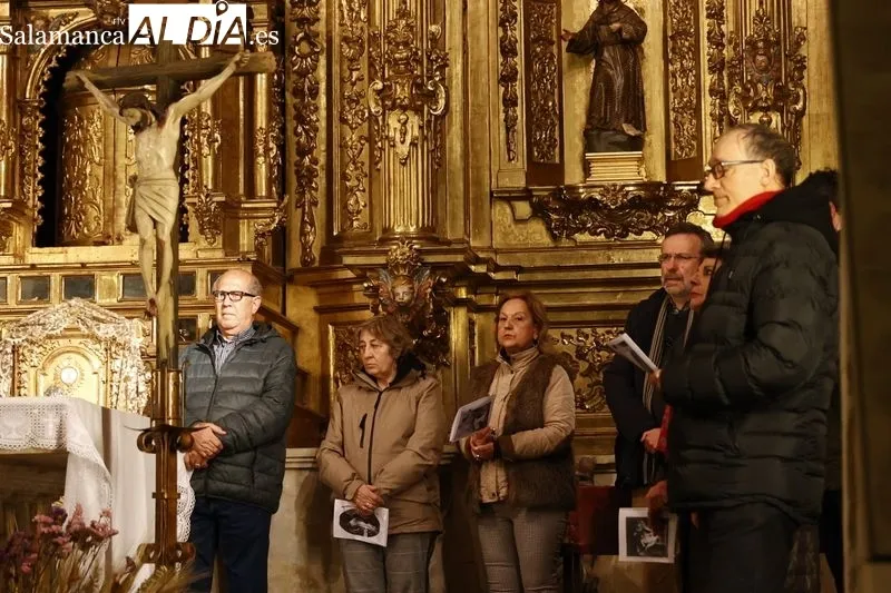 Foto 4 - Un a&ntilde;o m&aacute;s se celebra el tradicional Viacrucis del Conductor