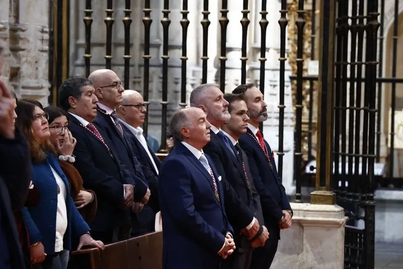 Foto 17 - La Real Cofrad&iacute;a Penitencial de Cristo Yacente de la Misericordia y de la Agon&iacute;a Redentora le rinde un homenaje a Juli&aacute;n Alc&aacute;ntara Isidro
