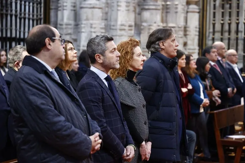 Foto 16 - La Real Cofrad&iacute;a Penitencial de Cristo Yacente de la Misericordia y de la Agon&iacute;a Redentora le rinde un homenaje a Juli&aacute;n Alc&aacute;ntara Isidro
