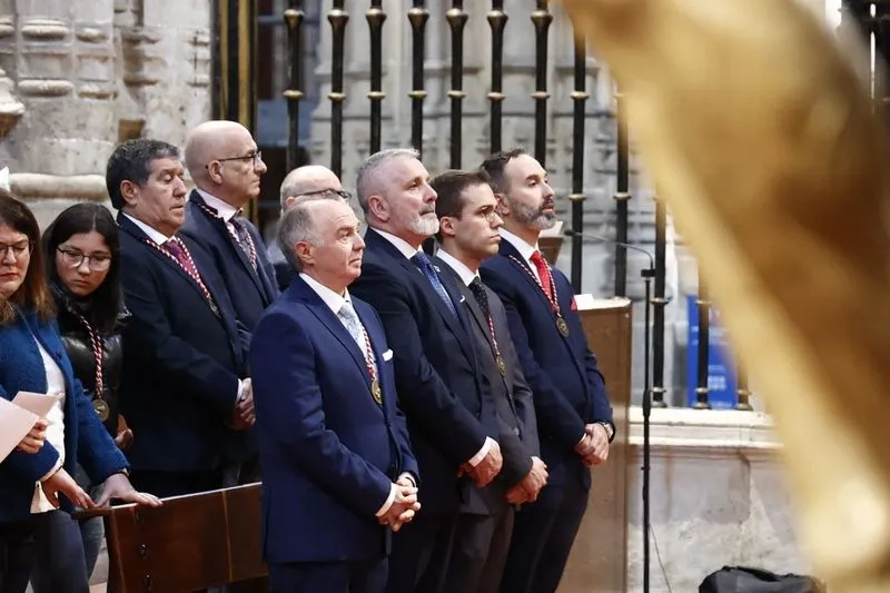 Foto 15 - La Real Cofrad&iacute;a Penitencial de Cristo Yacente de la Misericordia y de la Agon&iacute;a Redentora le rinde un homenaje a Juli&aacute;n Alc&aacute;ntara Isidro
