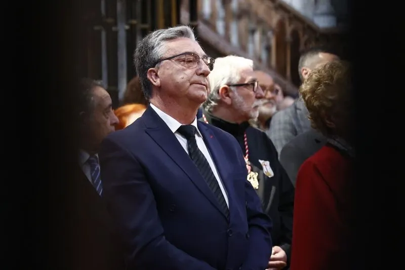 Foto 14 - La Real Cofrad&iacute;a Penitencial de Cristo Yacente de la Misericordia y de la Agon&iacute;a Redentora le rinde un homenaje a Juli&aacute;n Alc&aacute;ntara Isidro