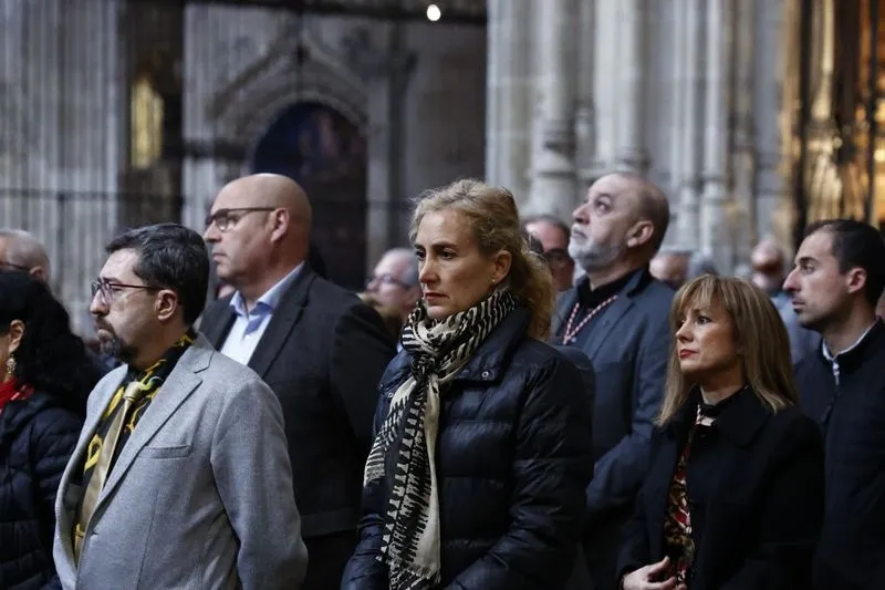 Foto 3 - La Real Cofrad&iacute;a Penitencial de Cristo Yacente de la Misericordia y de la Agon&iacute;a Redentora le rinde un homenaje a Juli&aacute;n Alc&aacute;ntara Isidro