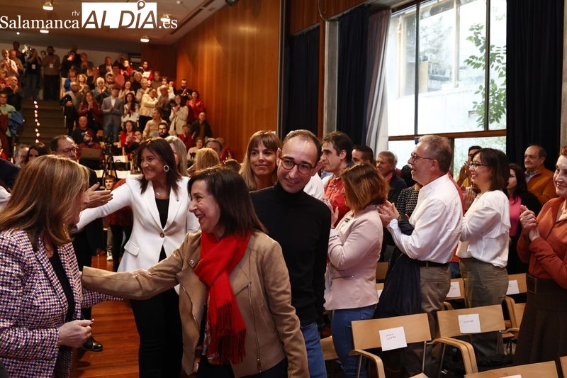 Foto 8 - José Luis Mateos presenta su proyecto de gobierno junto a la ministra Margarita Robles