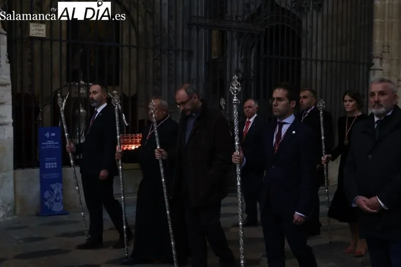 Foto 46 - La Catedral de Salamanca acoge el tradicional acto del Poeta ante la Cruz