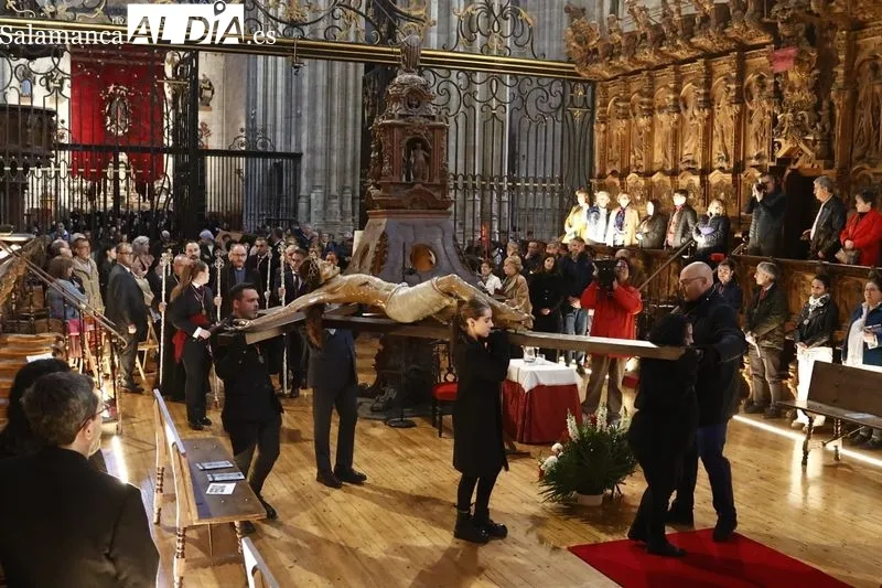 Foto 36 - La Catedral de Salamanca acoge el tradicional acto del Poeta ante la Cruz