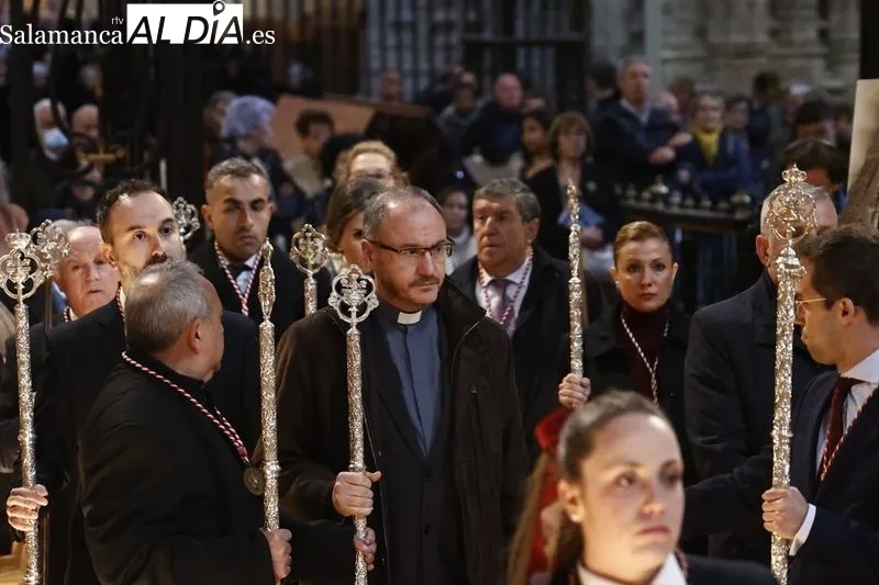 Foto 33 - La Catedral de Salamanca acoge el tradicional acto del Poeta ante la Cruz