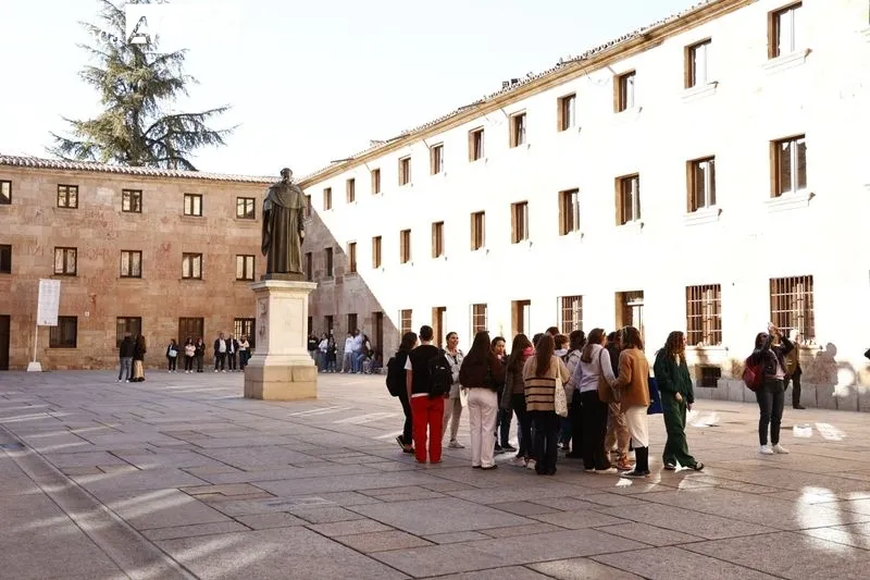 Foto 52 - El buen tiempo llena de ambiente el centro de Salamanca