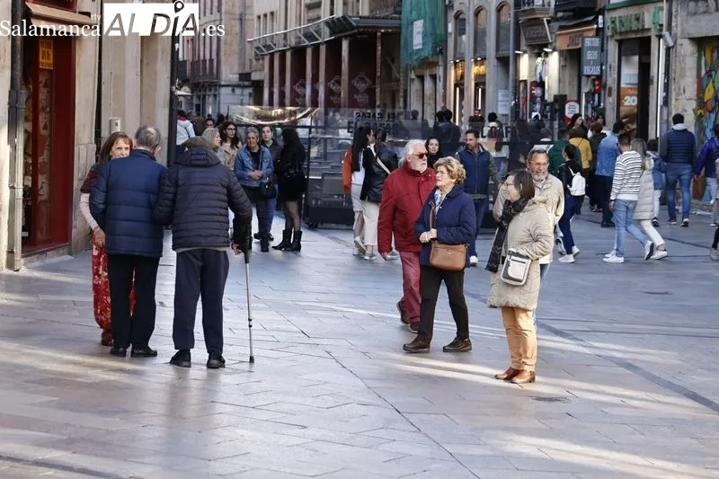 Foto 44 - El buen tiempo llena de ambiente el centro de Salamanca