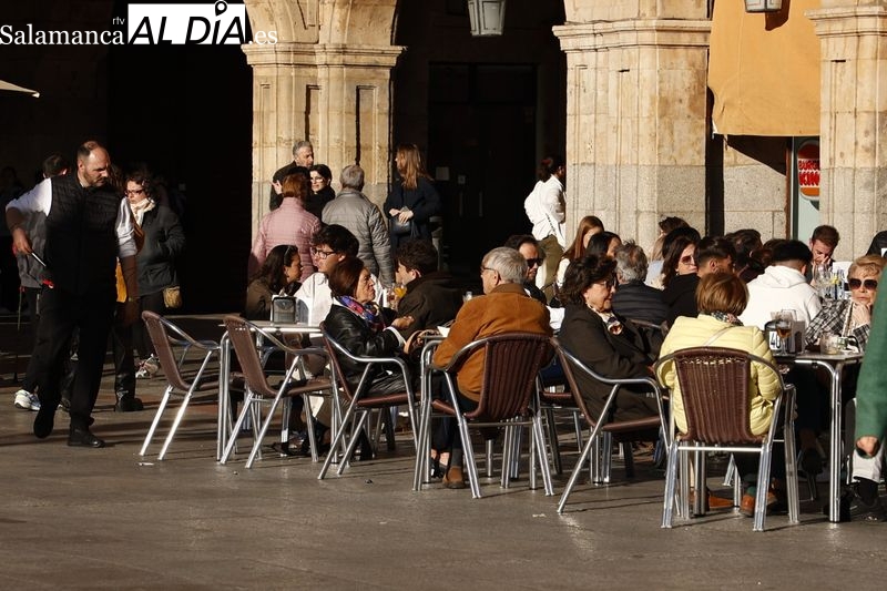 Foto 26 - El buen tiempo llena de ambiente el centro de Salamanca