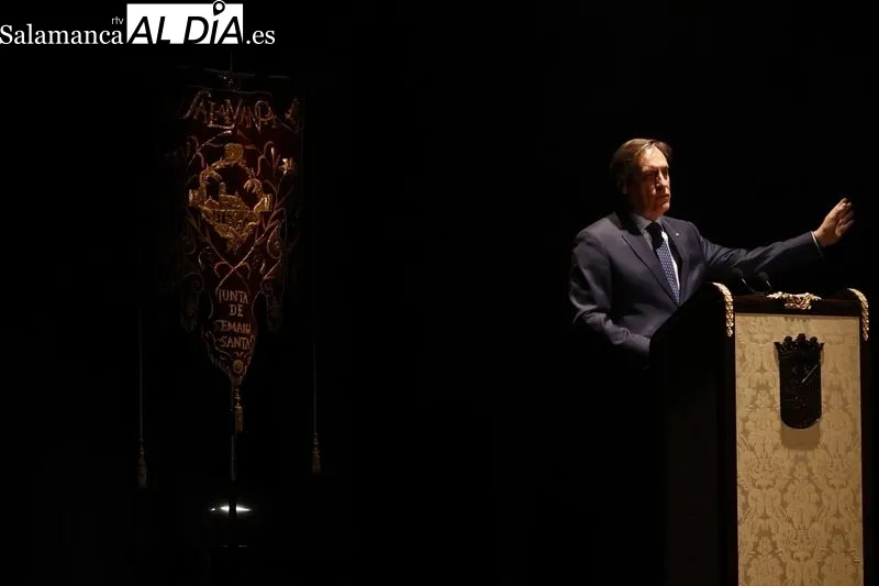 Foto 5 - Emotivo y personal preg&oacute;n de Garc&iacute;a Carbayo en la Semana Santa 2023: "Este grand&iacute;simo honor me ha hecho muy feliz"