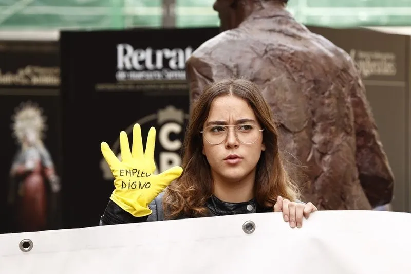 Foto 6 - Jornada reivindicativa en Salamanca por el D&iacute;a Internacional de las Empleadas de Hogar