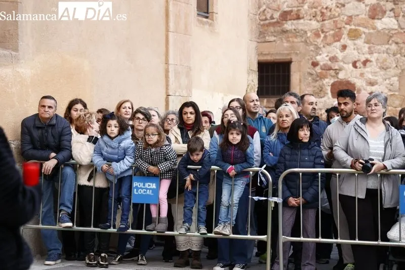 Foto 16 - La Virgen de los Dolores pisa la calle para dar comienzo a la Semana Santa 2023 en Salamanca