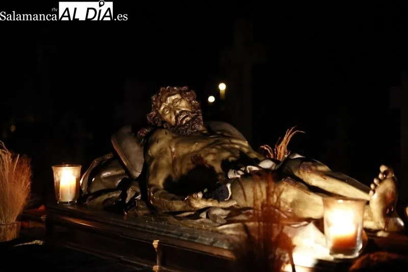 Foto 17 - Solemne traslado del Cristo de la Liberaci&oacute;n desde el cementerio hasta Fonseca