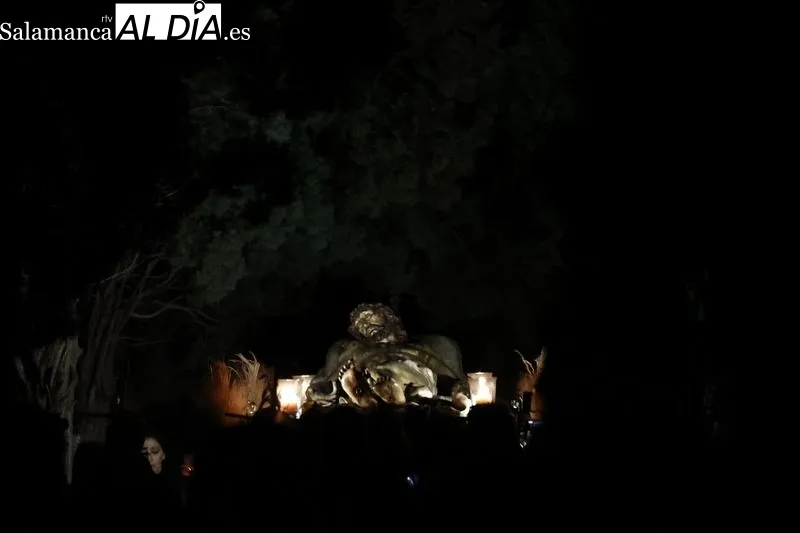 Foto 7 - Solemne traslado del Cristo de la Liberaci&oacute;n desde el cementerio hasta Fonseca