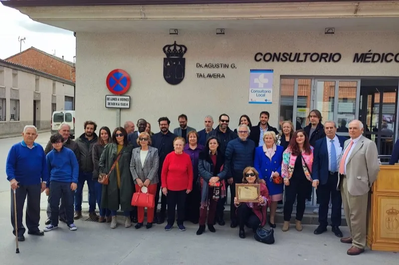 Macotera inaugura su Consultorio Médico como Agustín García Talavera 