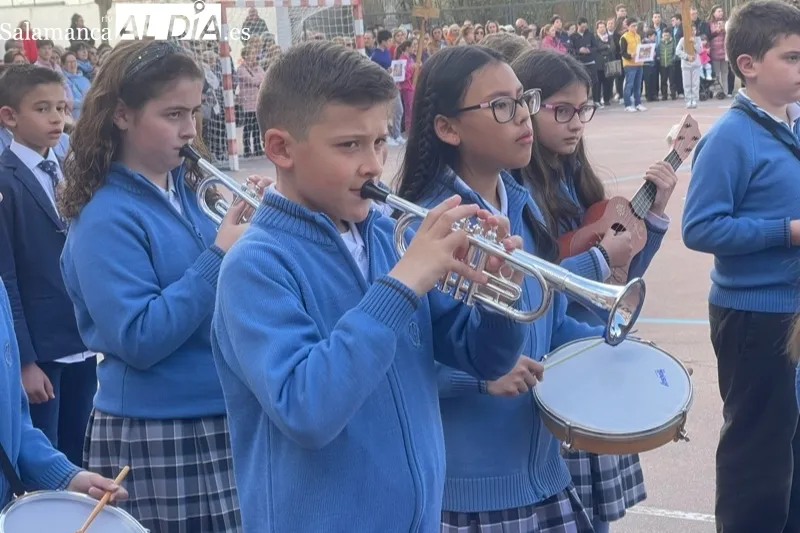 El colegio La Encarnación ha celebrado su segundo Vía Crucis