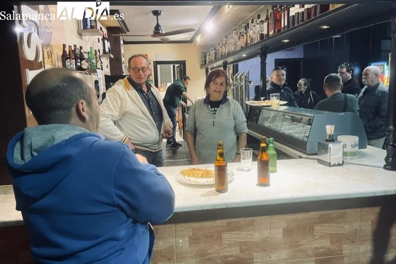Pilar Ronco, Victor García y Miguel Angel García son los nuevos responsables de Bar el 14