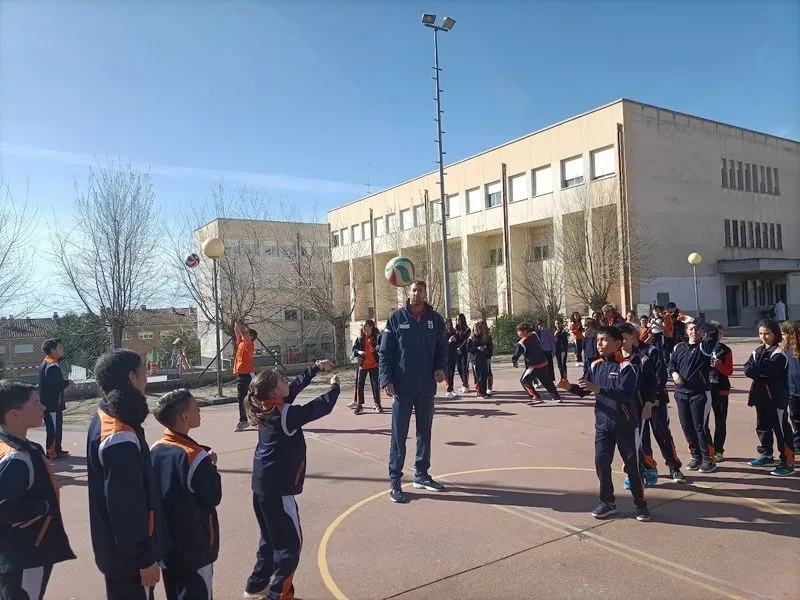 Foto 11 -  El Colegio Antonio Machado participa en la campa&ntilde;a &lsquo;Todos Ol&iacute;mpicos&rsquo;