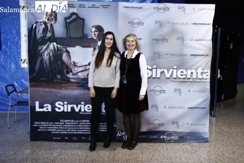 Asuumpta Serna, Daniela Arias y el director Pablo Moreno han presentado su película ‘La Sirvienta’