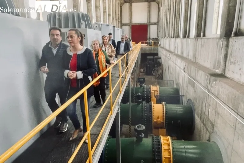 Virginia Barcones, delegada del Gobierno en CyL visitaba hoy una estación de bombeo de la I fase del regadío de la Armuña