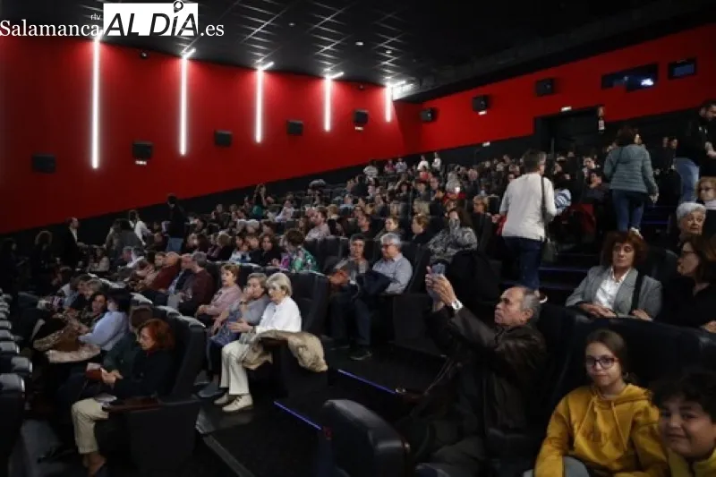 Asuumpta Serna, Daniela Arias y el director Pablo Moreno han presentado su película ‘La Sirvienta’