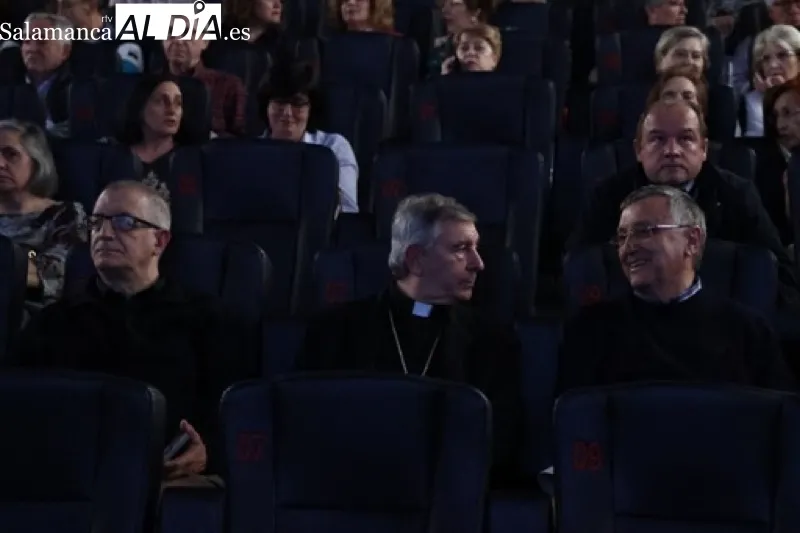 Asuumpta Serna, Daniela Arias y el director Pablo Moreno han presentado su película ‘La Sirvienta’