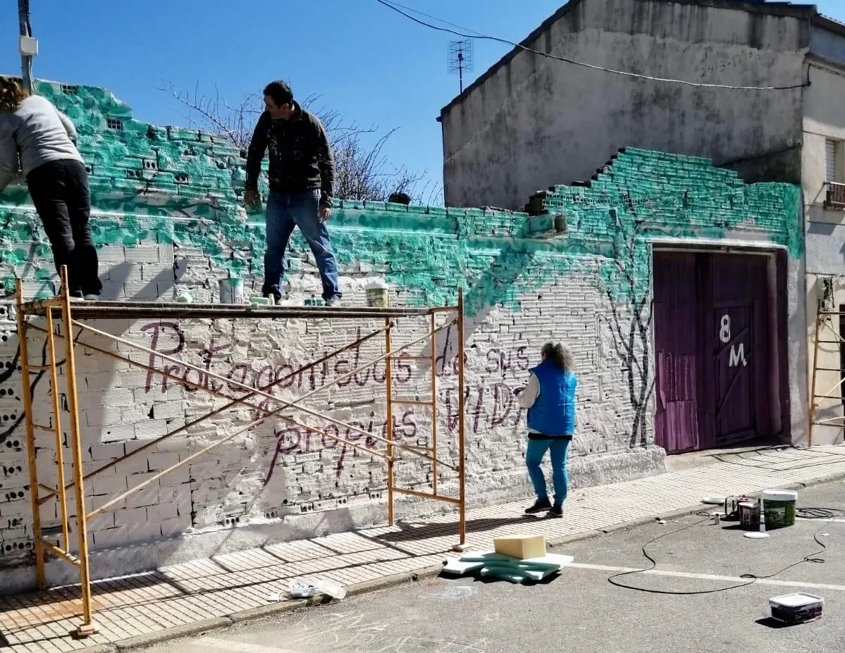 Villoruela se Mueve crea un gran mural para reivindicar la igualdad