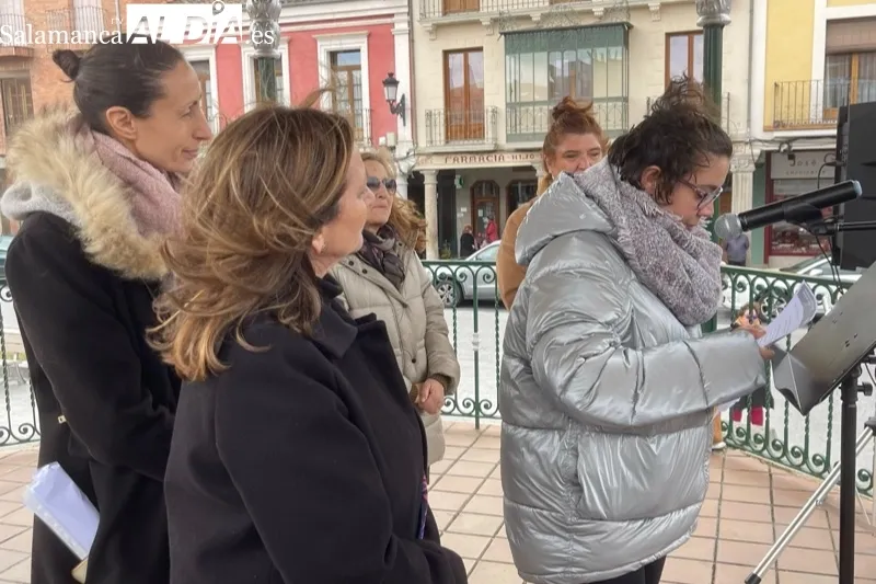 La Plaza de la Constitución acogía la lectura del manifiesto del 8M