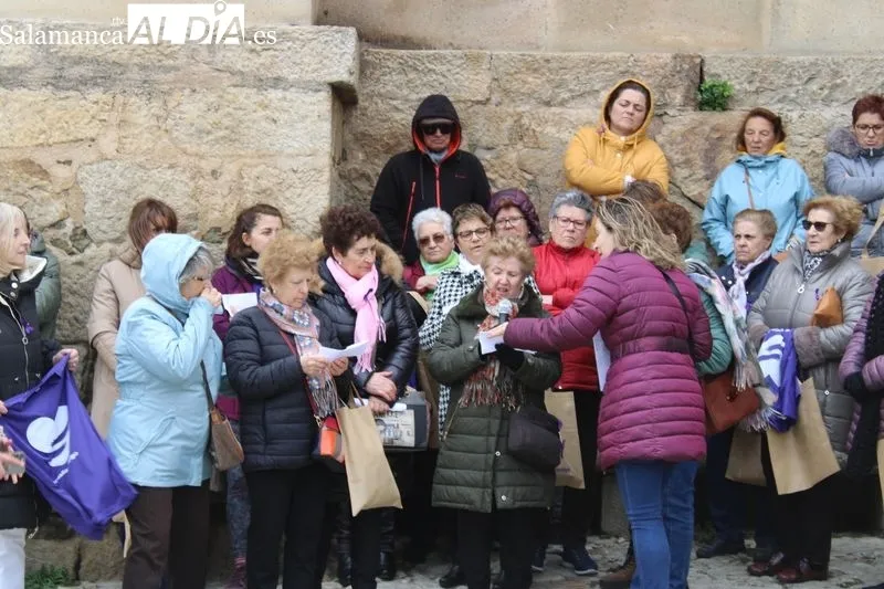 Foto 8 - Alba de Tormes conmemora el D&iacute;a de la Mujer