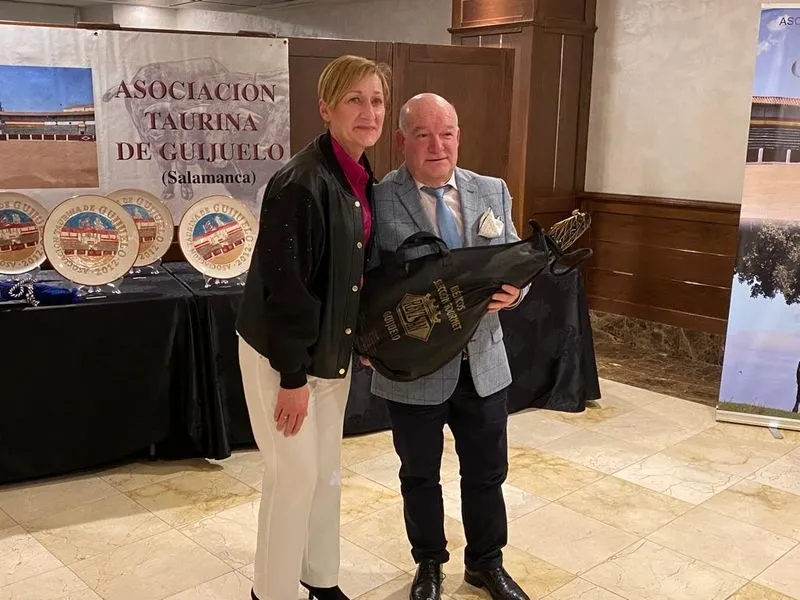 Foto 4 - Guijuelo entrega los premios taurinos a los mejores de 2022