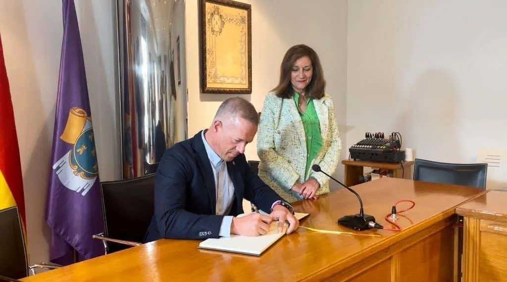 Foto 2 - Ander Gil visita Pe&ntilde;aranda, convirti&eacute;ndose en el primer Presidente del Senado en hacerlo 