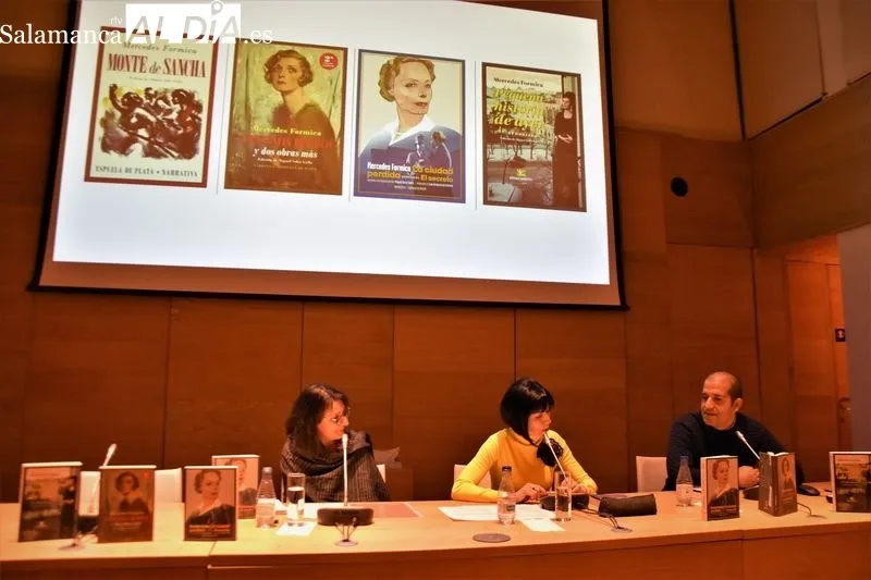 Presentación de dos noveles de Mercedes Formica en el Centro Documental de la Memoria Histórica, en Salamanca. Fotografías: Fernando Sánchez Gómez.