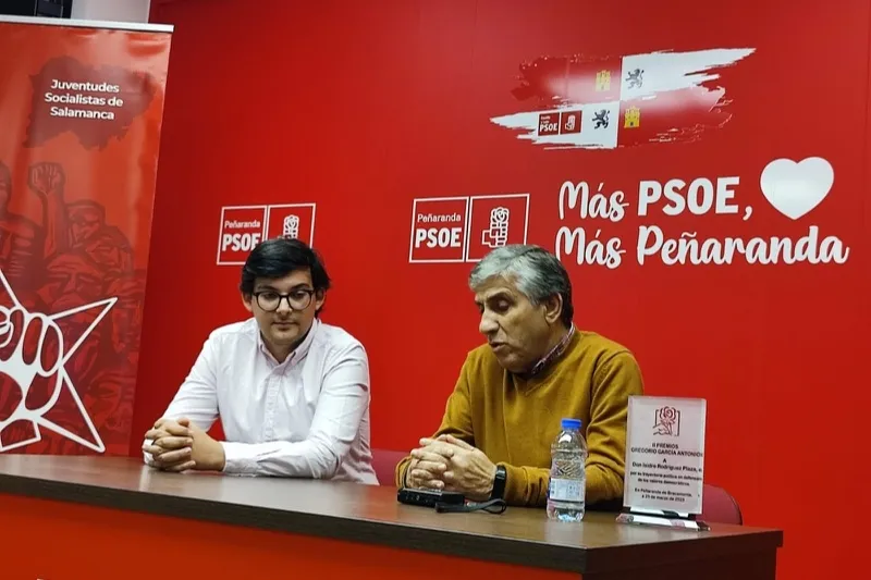 Foto 3 - Juventudes Socialistas de Salamanca y &Aacute;vila fijan Pe&ntilde;aranda como &ldquo;el espejo en el que mirarse los municipios&rdquo;
