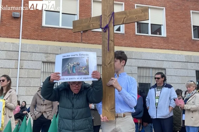 El colegio La Encarnación ha celebrado su segundo Vía Crucis