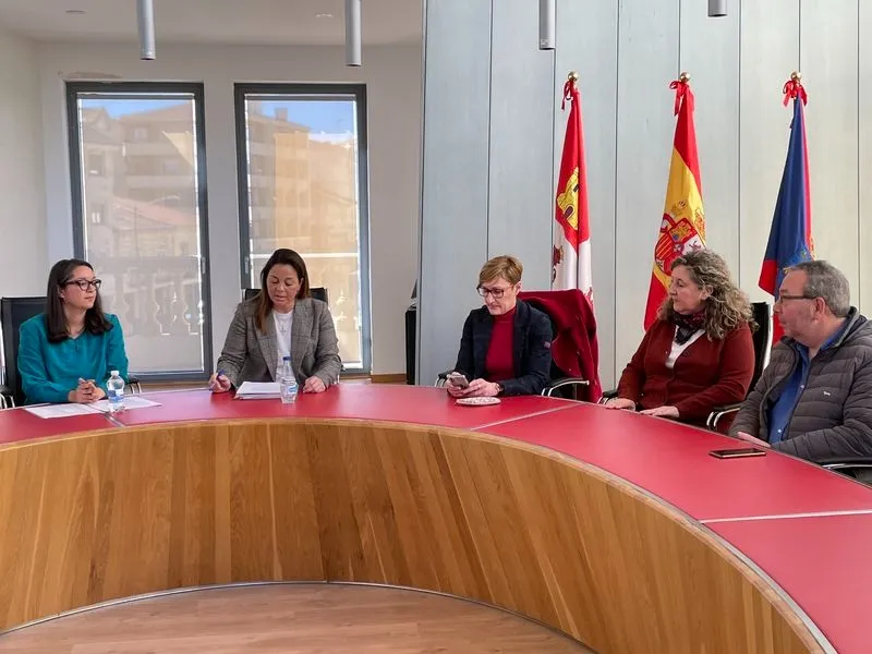 Foto 2 - Charla-coloquio para hablar sobre igualdad en Guijuelo
