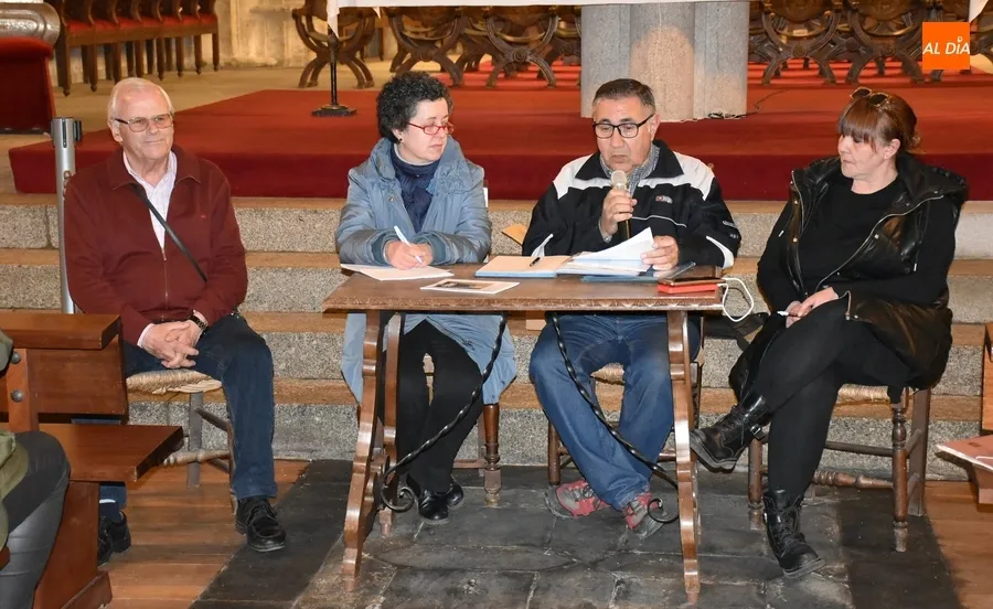 Foto 4 - La Soledad fija como requisito &lsquo;indispensable&rsquo; ser cofrade en activo para procesionar con mantilla