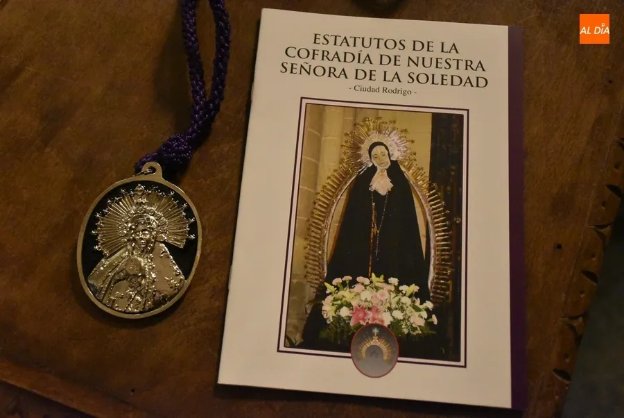 Foto 3 - La Soledad fija como requisito &lsquo;indispensable&rsquo; ser cofrade en activo para procesionar con mantilla