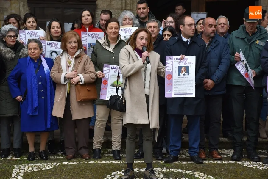 Foto 2 - El Movimiento Ciudadano homenajea a 21 mujeres &ldquo;por las que vale tanto la pena luchar&rdquo;