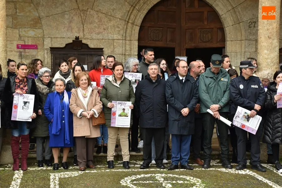 Foto 10 - El Movimiento Ciudadano homenajea a 21 mujeres &ldquo;por las que vale tanto la pena luchar&rdquo;